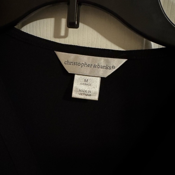 Christopher Banks sleeveless pleated v-neck blouse size M - Picture 3 of 6